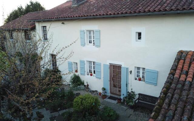 La Maison Des Fleurs