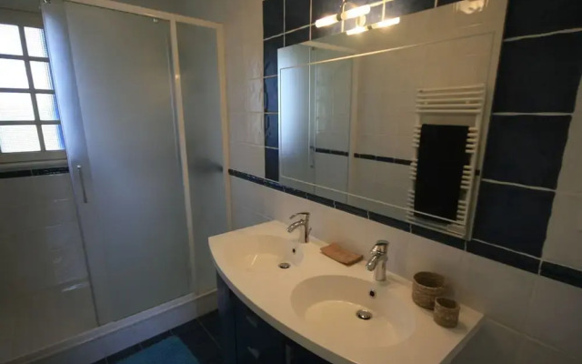 Cozy Holiday Home in Penmarch with Private Swimming Pool