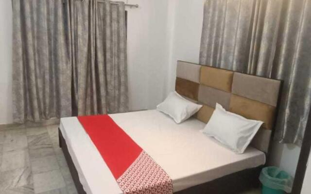 OYO 70049 Hotel Pearl Inn