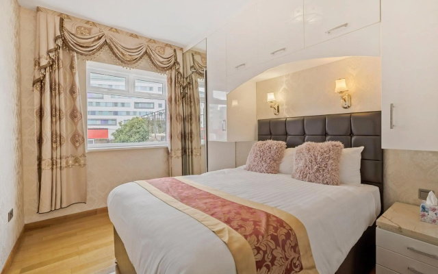 Luxury Entire Apartment, Central City Centre 1, Newly Refurbished