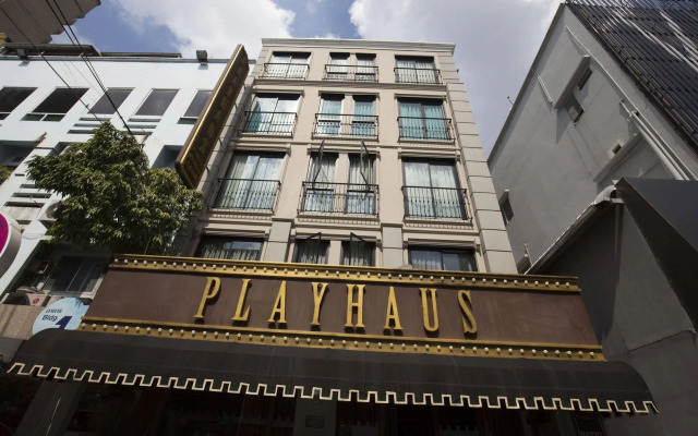 PlayHaus Thonglor Hotel