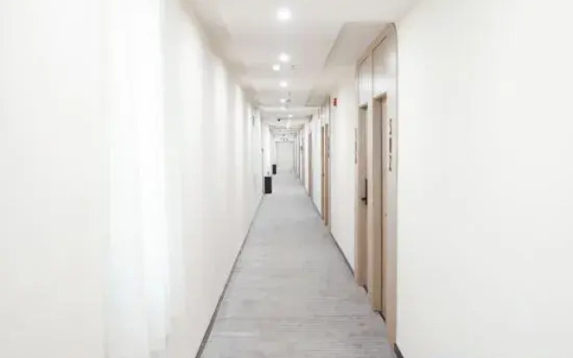 Grace Inn (Jinan Jingqi Weishi'er Harmony Square Provincial Hospital)