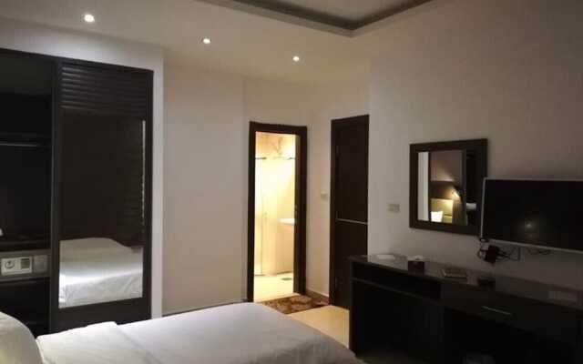 7 Days Hotel Suites