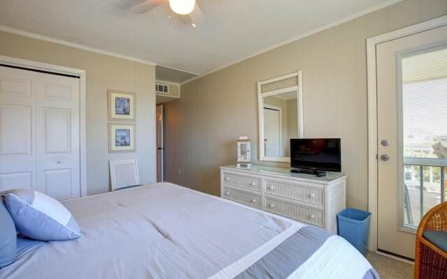 Club Fed-9A - 2 Br Condo