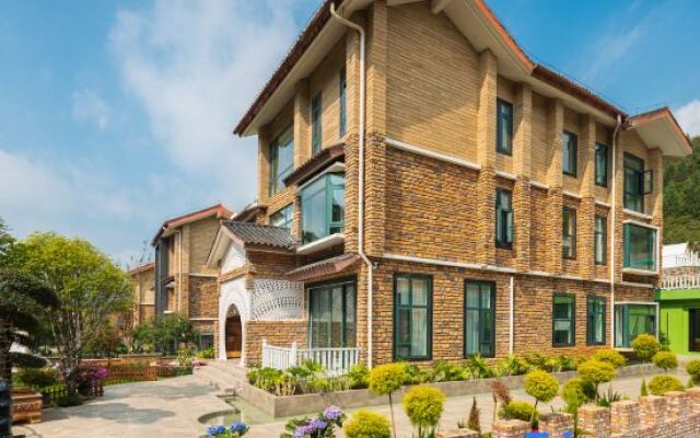 Zhimo Homestay (Wanfeng Linfenglin Huajing Branch)