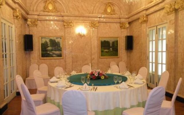 Dalian Hotel