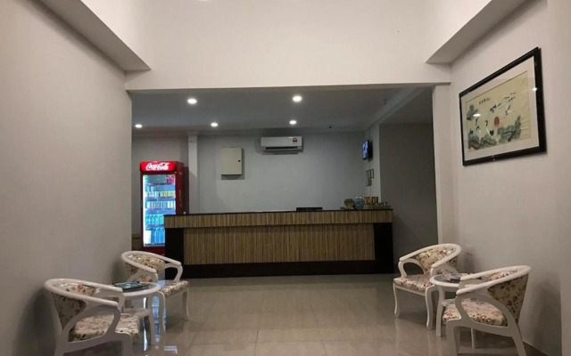 Summer Hotel