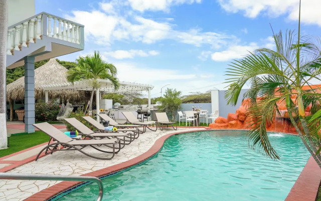 Homey Vacation Retreat