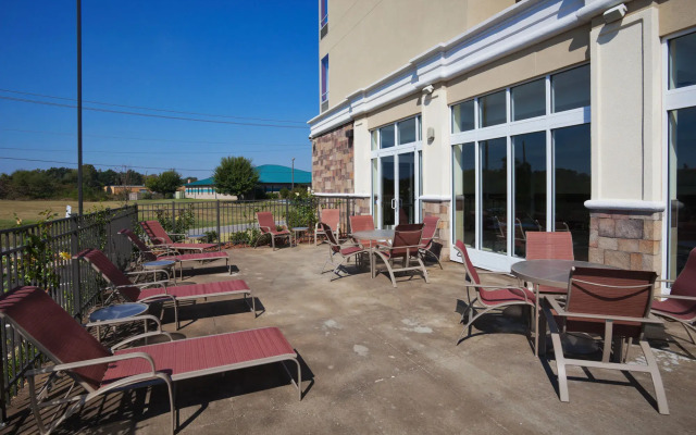 Holiday Inn Meridian E I 20/I 59 by IHG