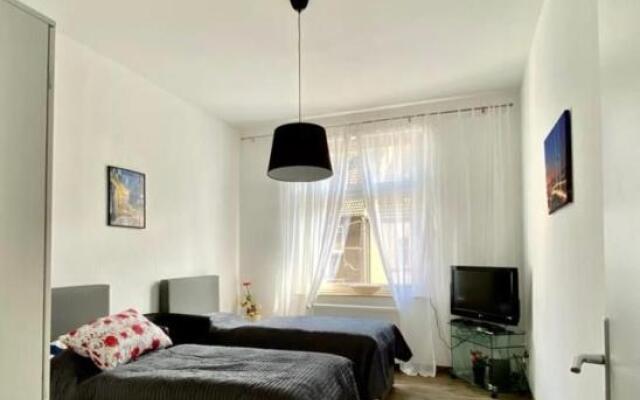 Alles was man braucht, 1-Zimmer Wohnung