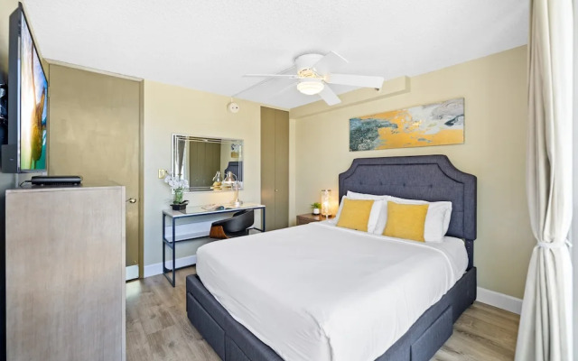 Pacific Monarch - 1 BR - Ocean & City Views