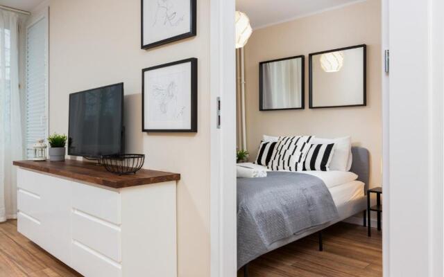 Apartments Warsaw Królewska by Renters