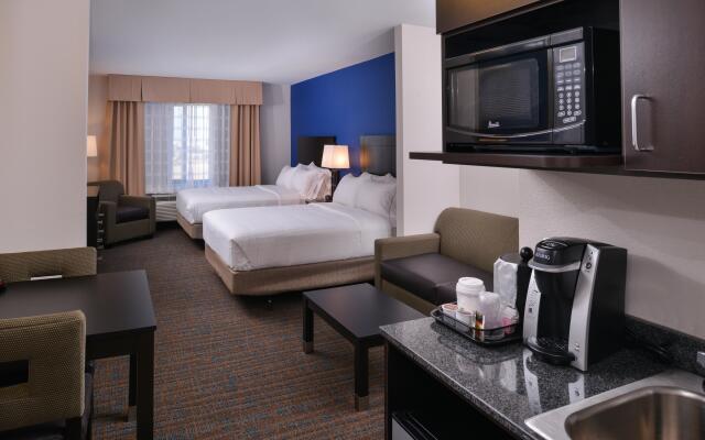 Holiday Inn Express & Suites Bakersfield Airport, an IHG Hotel