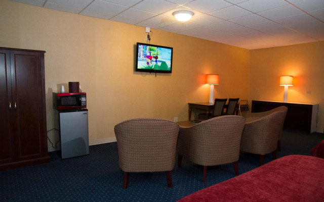 Hampton Falls Inn