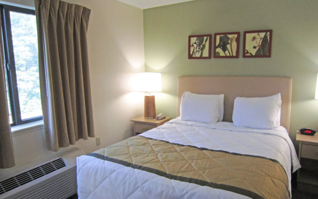 Suburban Studios Columbus East