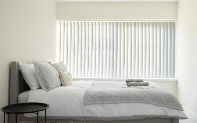 Harthill Apartment