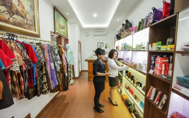 Singgasana Hotel Surabaya