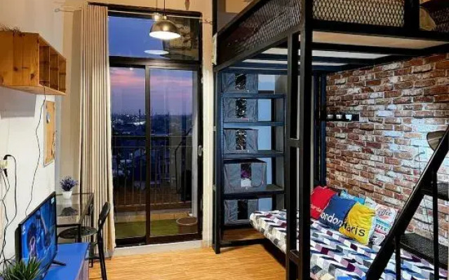 Stylish Studio Dave Apt Depok w/ Pool by 2ndHome
