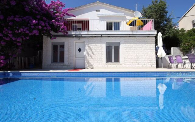 House Pinky Trogir/Vranjica
