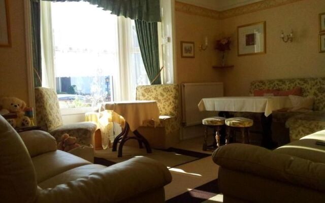 Roseglen Hotel