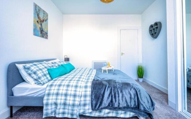 Charlotte's Apartment C