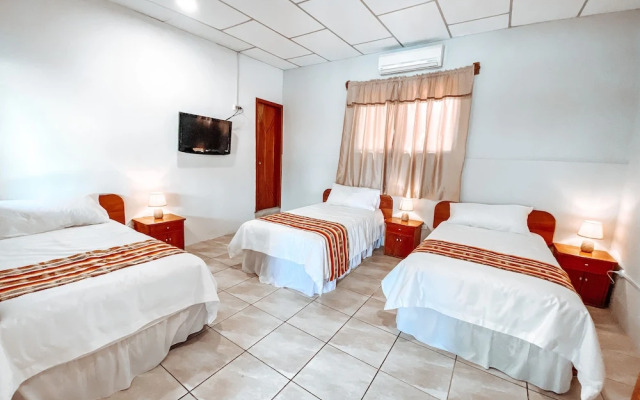 Mi Caleta Inn