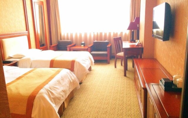 Xinfeng Holiday Hotel