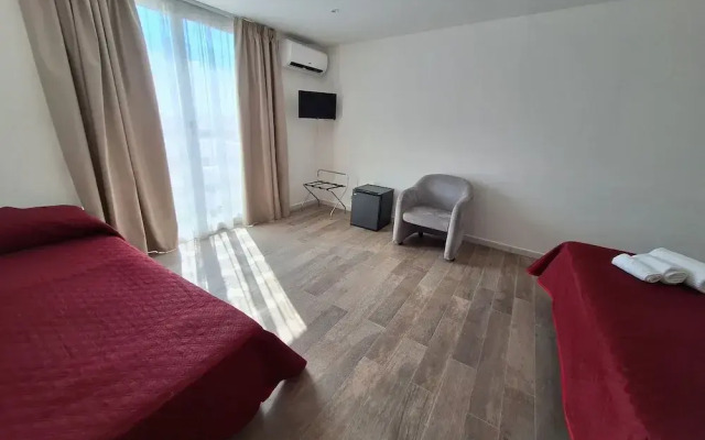 Room-triple Double Room