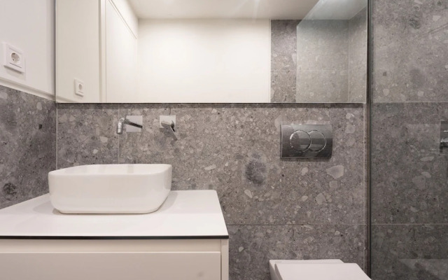LIV Athinum 1 - Luxury Apartment 4C