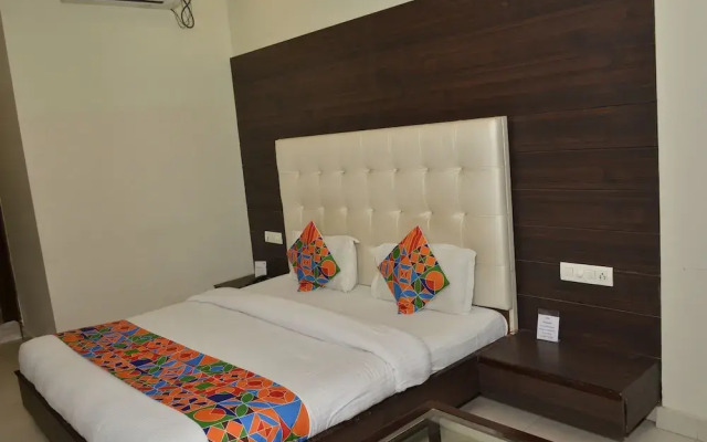Hotel K.K. Continental