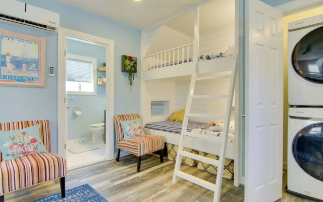 Coastal Millville Studio ~ 6 Mi to Bethany Beach