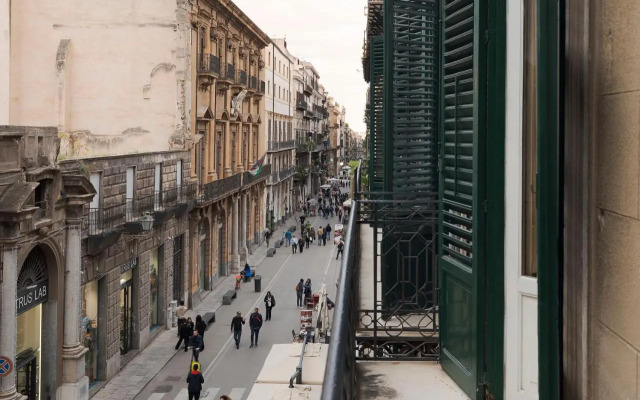 Palazzo Arone dei Baroni di Valentino