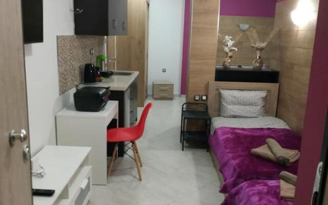 G M 4 ROOMS KENTRO in the heart of the city - фото 2