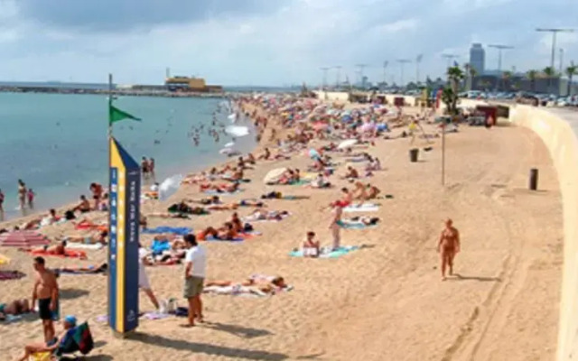 Diagonal Beach & Sun