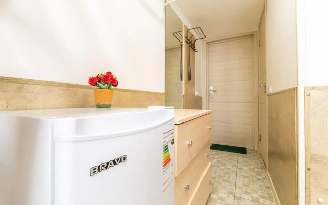 Достоевскинн на улице Марата