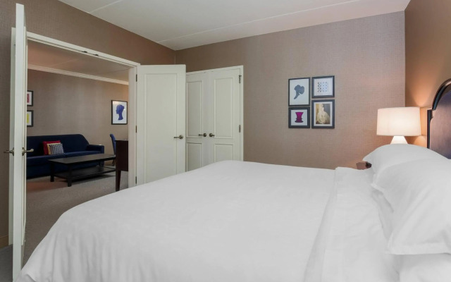 Sheraton Tarrytown Hotel