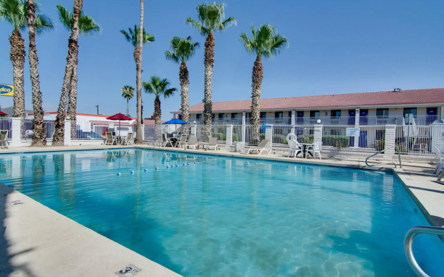 Motel 6 Eloy, AZ - Casa Grande