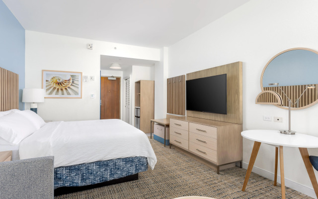 Holiday Inn Resort Pensacola Beach by IHG