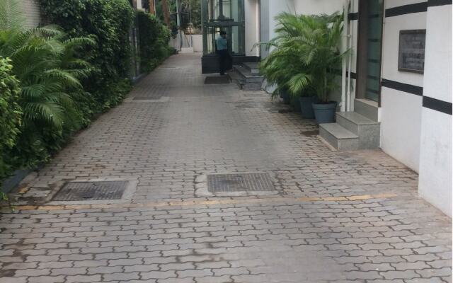 The Lotus Apartment Hotels - Venkatraman street