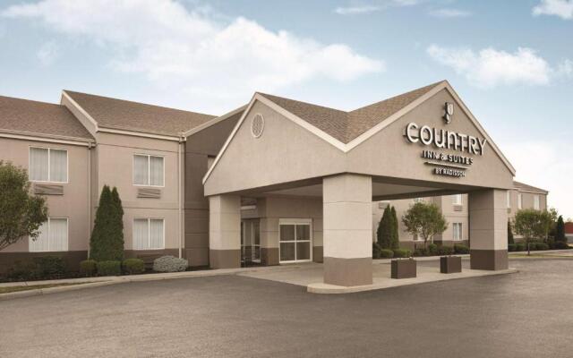 Country Inn & Suites by Radisson, Port Clinton, OH