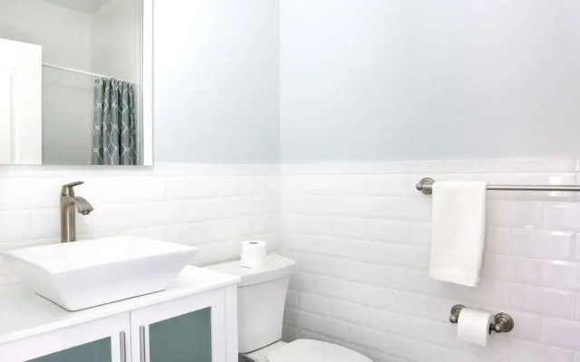 5 Bedroom Gem Minutes from Manhattan
