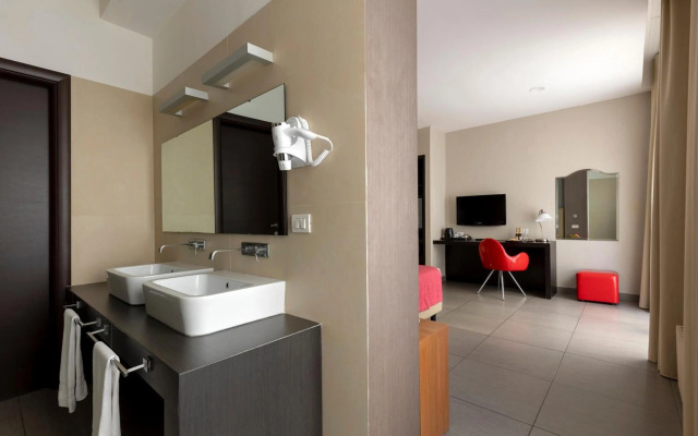 Napolit'amo Hotel Medina