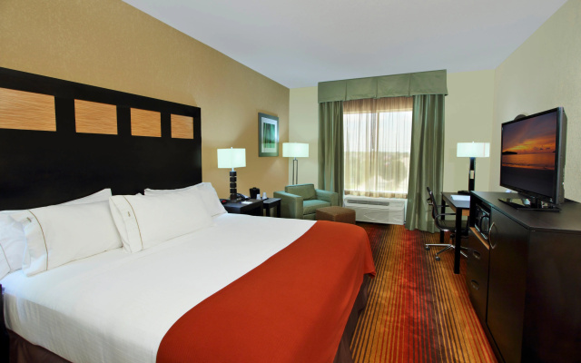 Holiday Inn Express & Suites Houston East - Baytown by IHG
