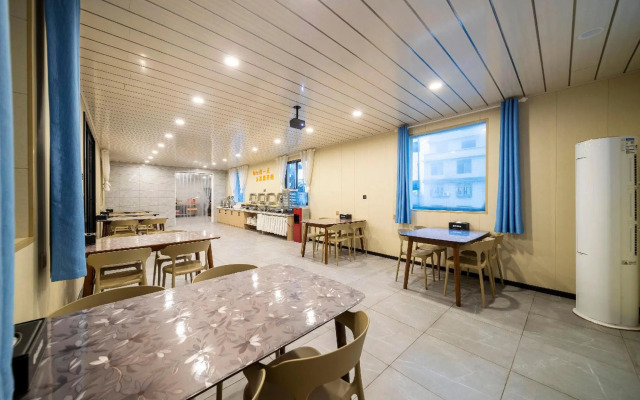 Xinyuan Hotel (Xiushan Bus Terminal)