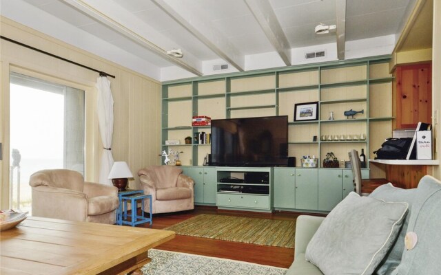 Ocean Hamlet 1 by Long & Foster