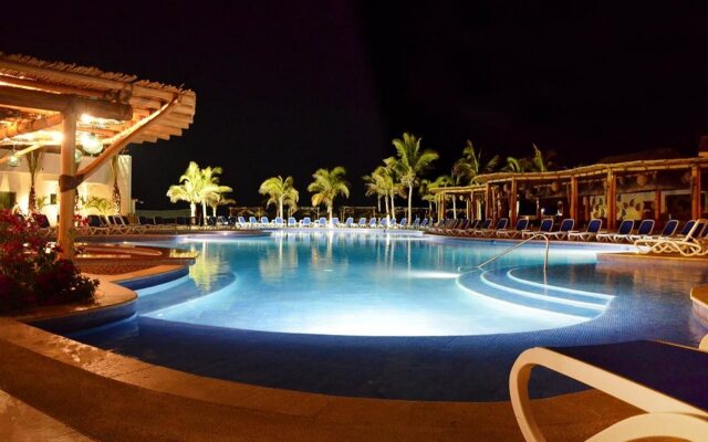 Royal Decameron Los Cabos All Inclusive Resort