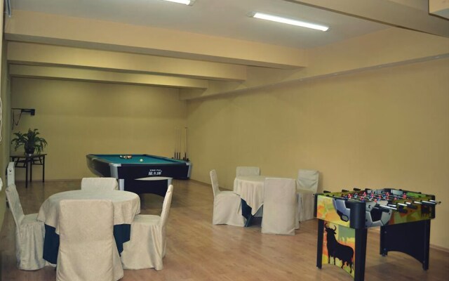 Motion Hotel