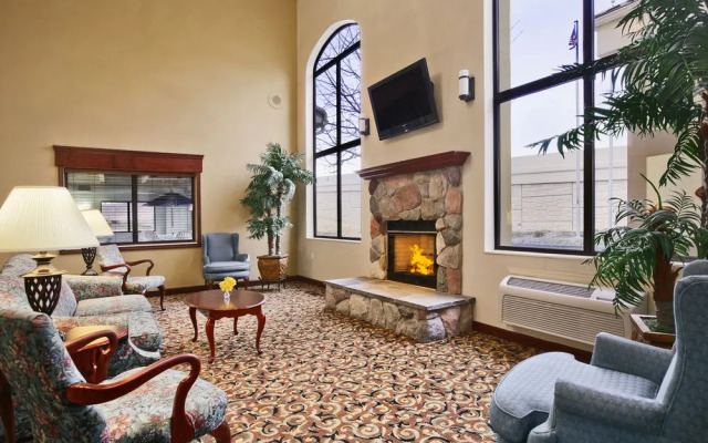 Baymont by Wyndham Boston Heights/Hudson