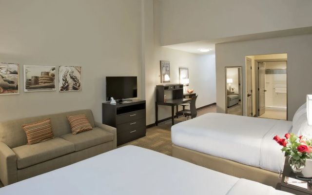 Staybridge Suites Baltimore - Inner Harbor by IHG