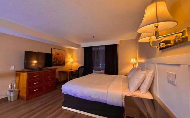 Presque Isle Inn & Convention Center